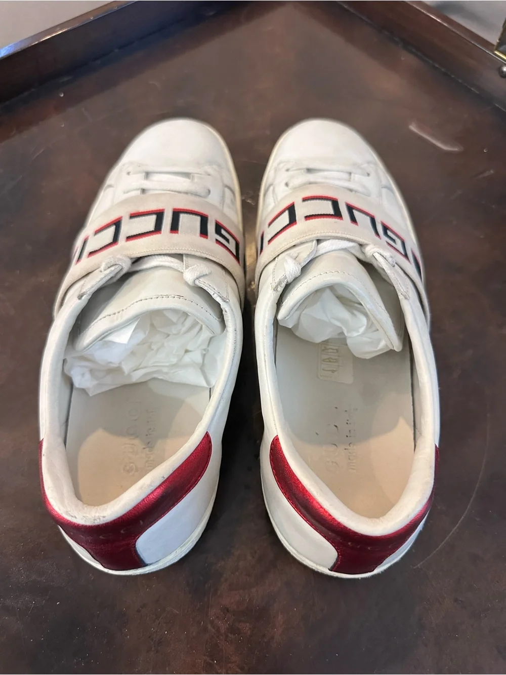 Gucci White Leather Sneakers with Logo Strap